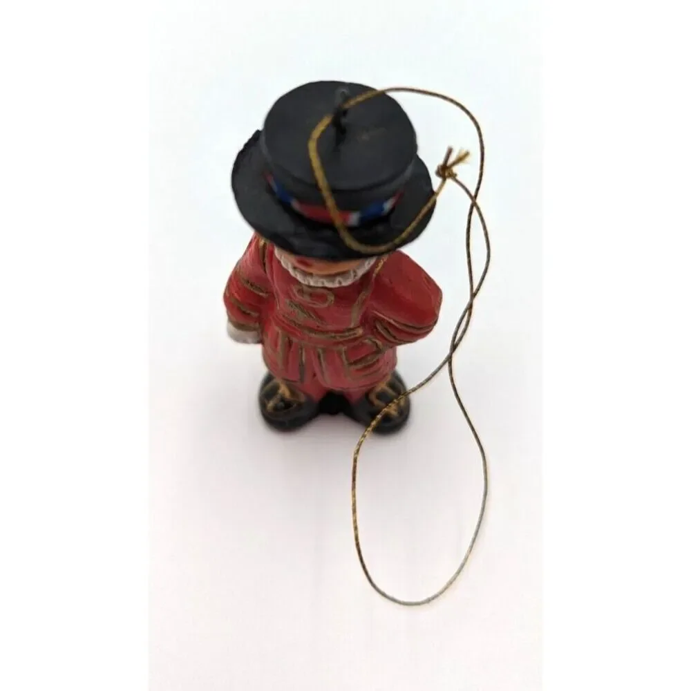 Christmas Ornament Harrods Knightsbridge Hand Painted Beefeater‎ Terracotta 2